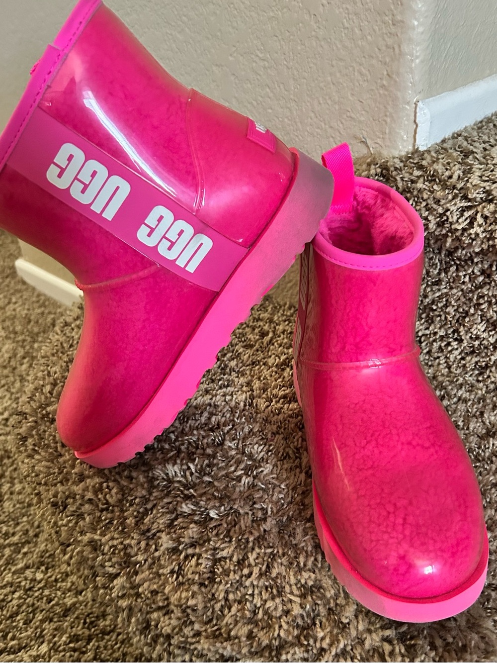 UGG Women’s Hot Pink Plush-Lined Rain Boots
